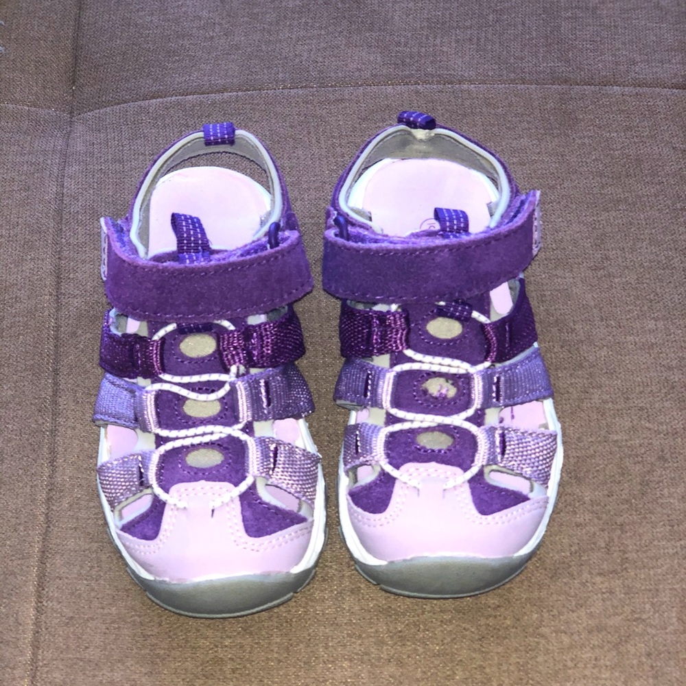 GEORGE girls sandals. Toddler size 9.